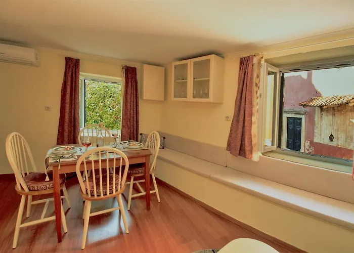 Apartment Venetian Well Cozy Corfu Old Town *